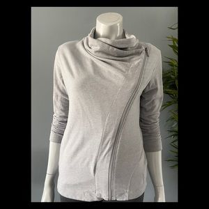 REEBOK ASYMMETRICAL ACTIVE JACKET😃